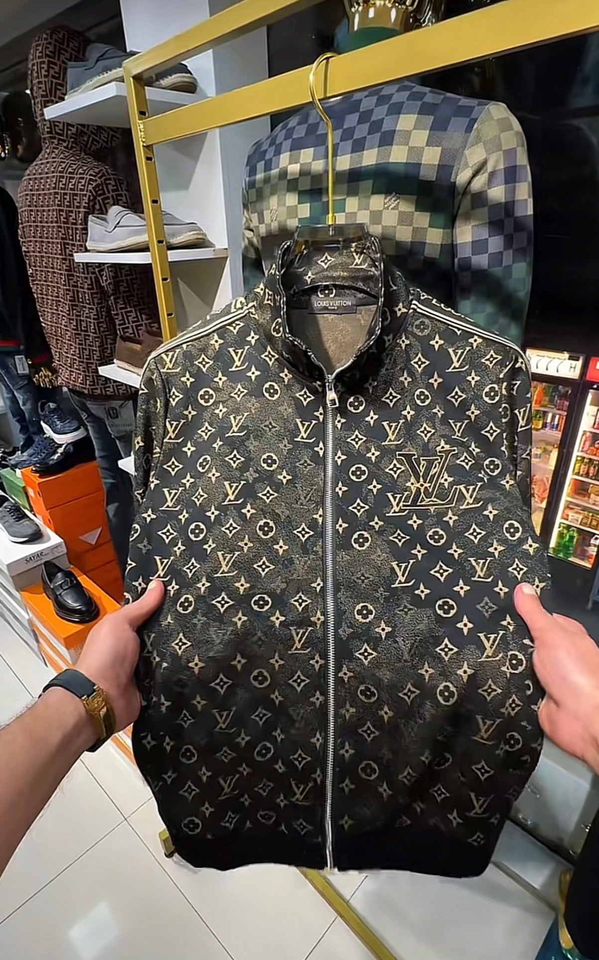 L.V - Collection tracksuit 2025