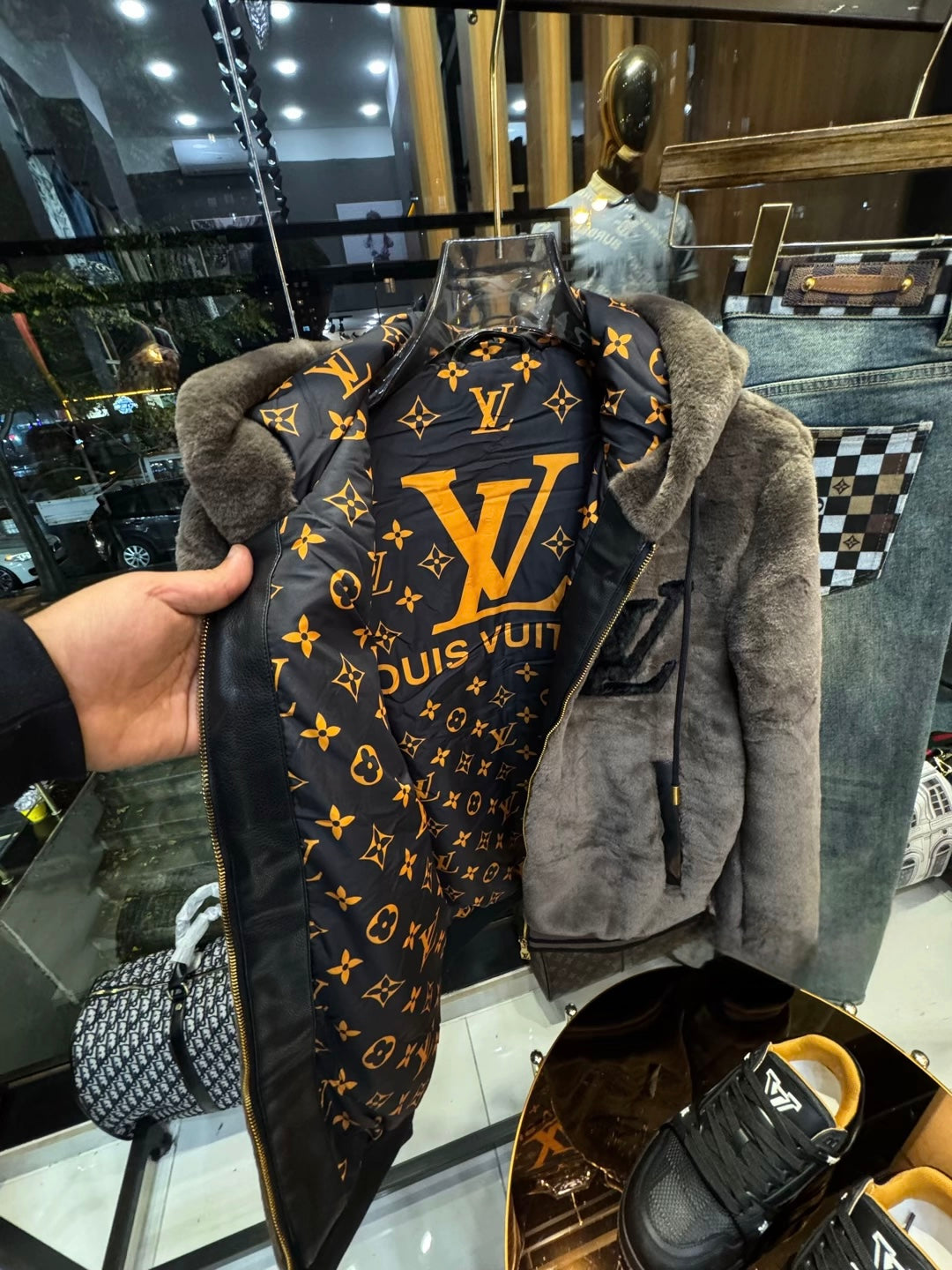 L.V Jacket - Collection Jacket 2025